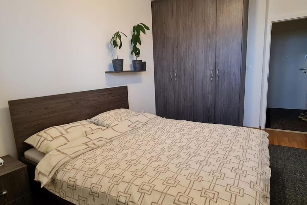 Apartman Mima Zagreb Exteriör bild